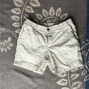 Men's White Casual Shorts